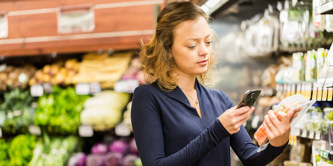 Whats-the-Future-of-Mobile-Checkout-in-Retail-Is-It-Relevant-For-Your-Grocery-Business-feature-image